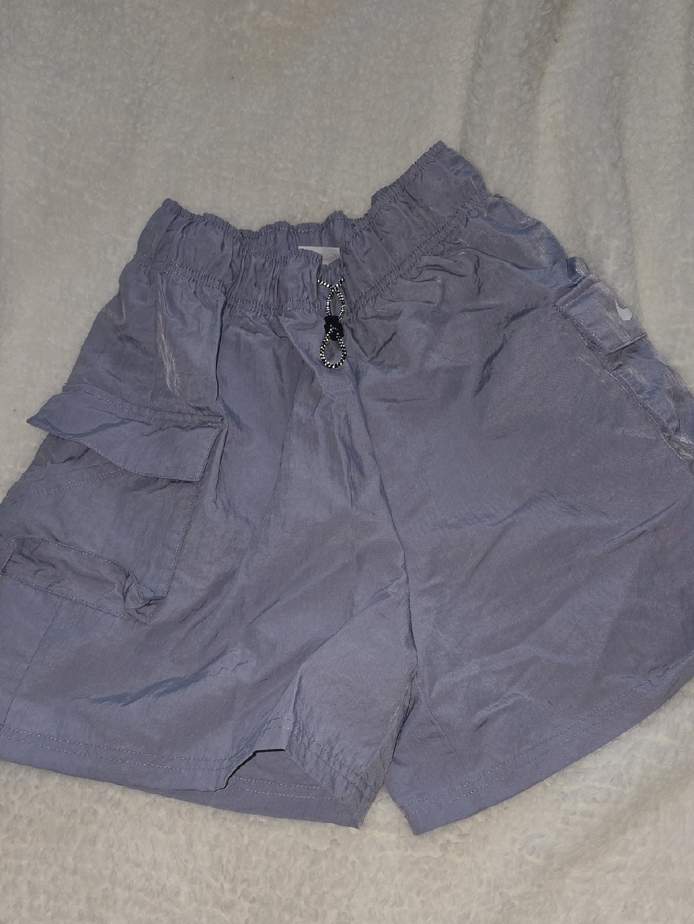 Women's Nike Loose Fit High Rise Windbreaker Cargo Shorts, XS, White & Purple